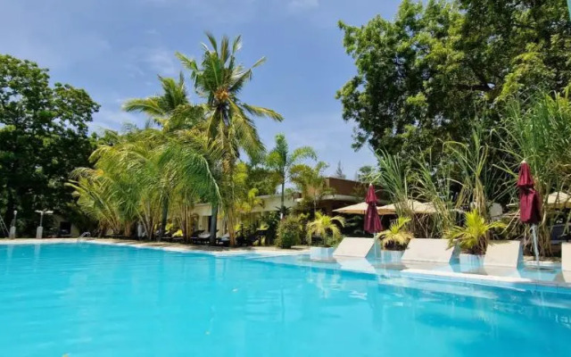 Lucky Beach Resort