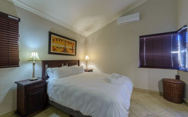 San Lameer Villa Rentals  3207