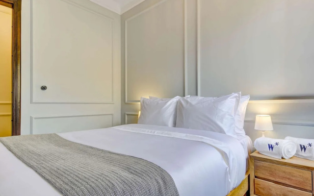 Chic 4BR Getaway in Vibrant La Candelaria