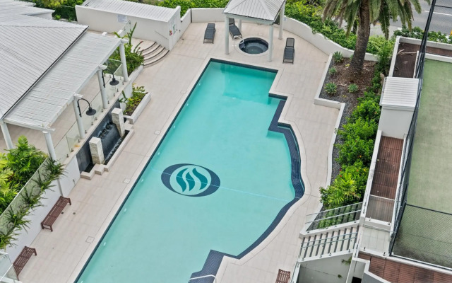 The Oasis Apartments