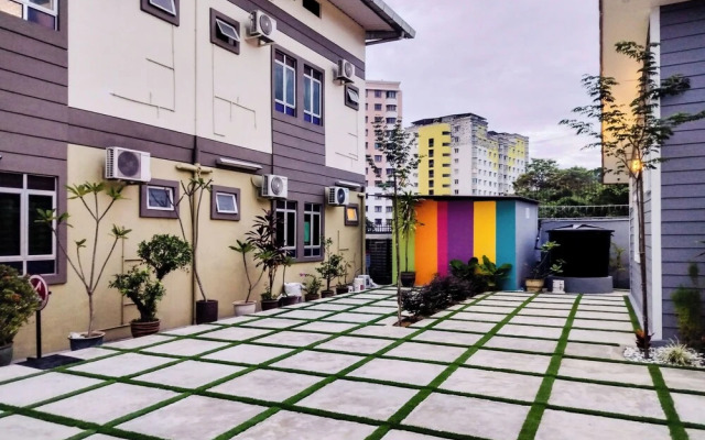 Heaven 5BR Garden Inn by uBook