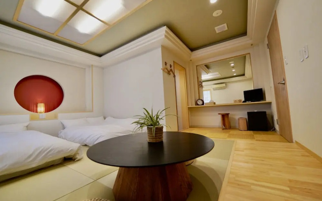 Hotel Ishigaki & Chikonkiya