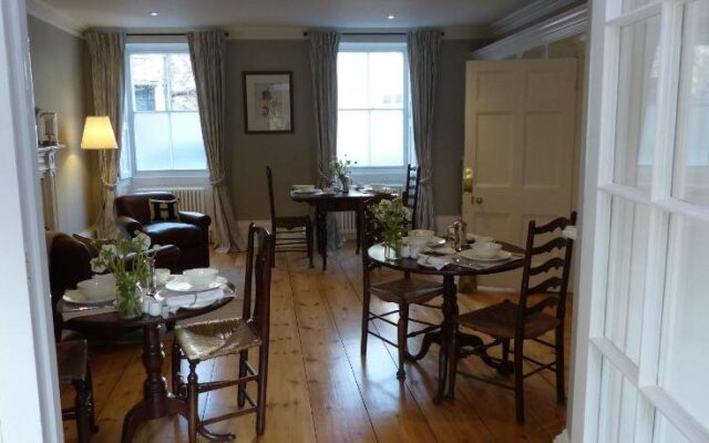 B&B at Witney House