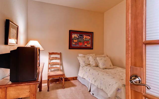 Trappeurs Crossing Resort by Steamboat Resorts