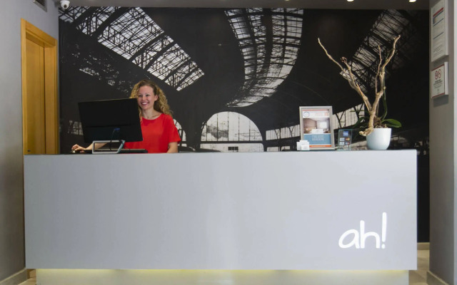 Avenida Hotel Almería