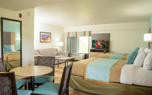 Pigeon River Inn