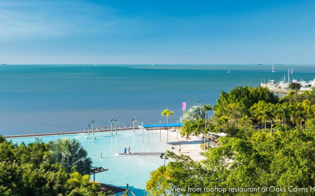 Oaks Cairns Hotel