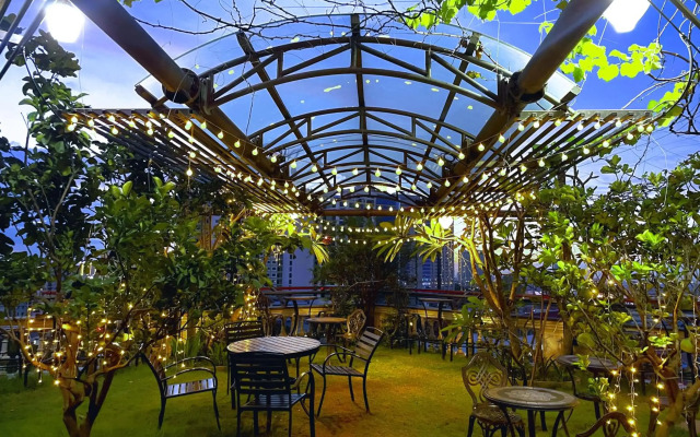 LCS Hotel & Apartment