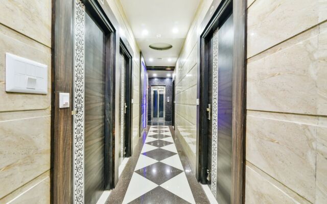 FabHotel Golden Temple I
