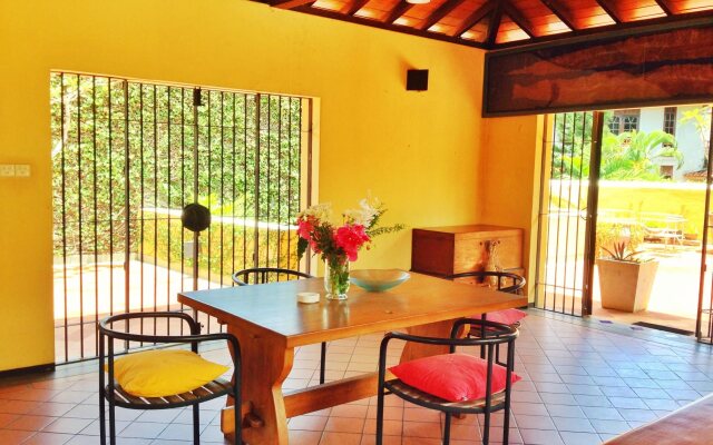 Villa Capers