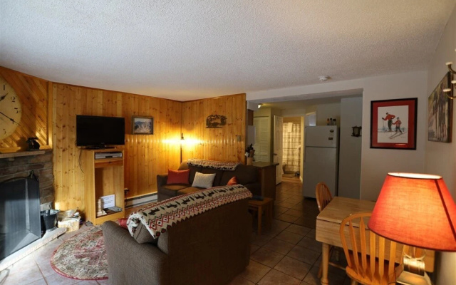 Pet Friendly Condo in Waterville Valley - Newly Refinished! - Whc23v