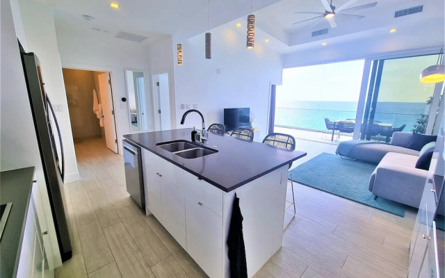 Lighthouse Point Residences