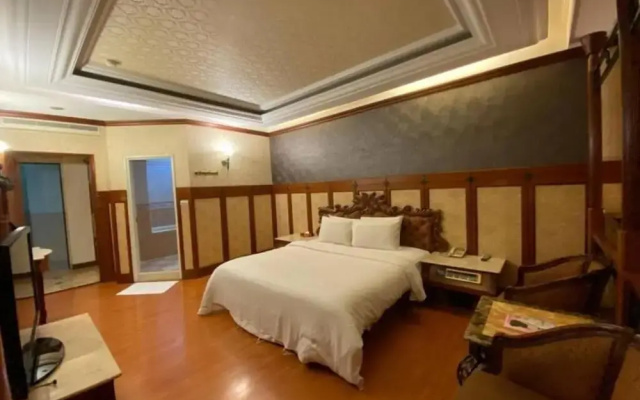 Ailv Motel II