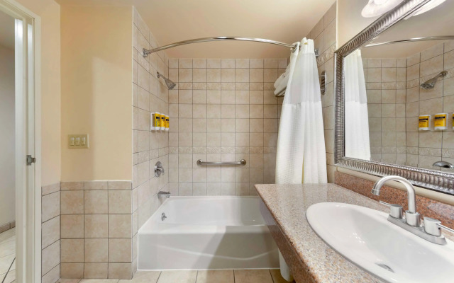 Best Western Plus Country Park Hotel