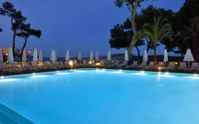 Apartamentos Montenova Playa