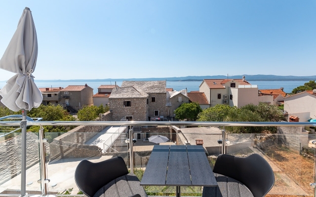 Apartment Renci - great location & sea view: SA2 Bol, Island Brac