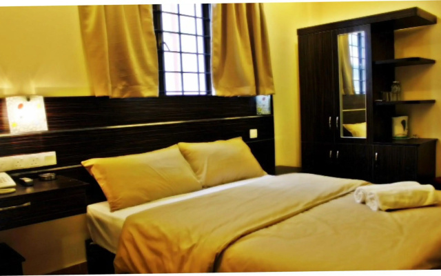 Golden Palace Hotel