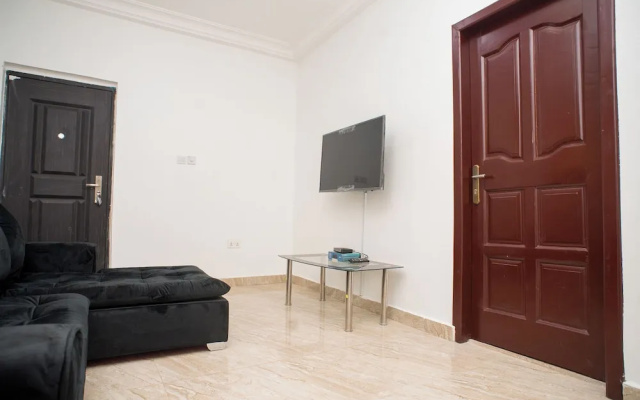 Cute & Comfy Condo  Close to Highway