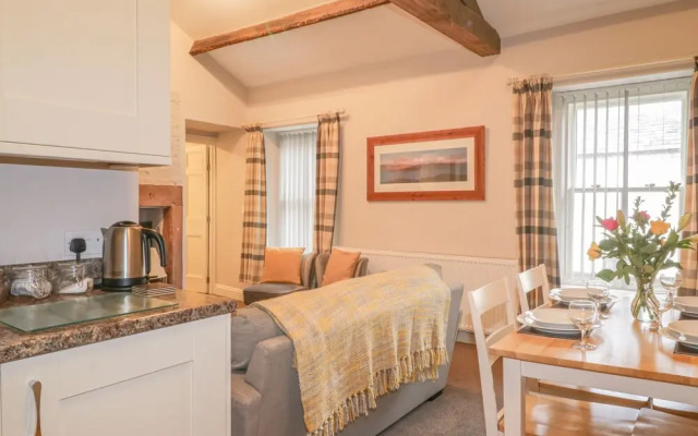 The Mews Apartment