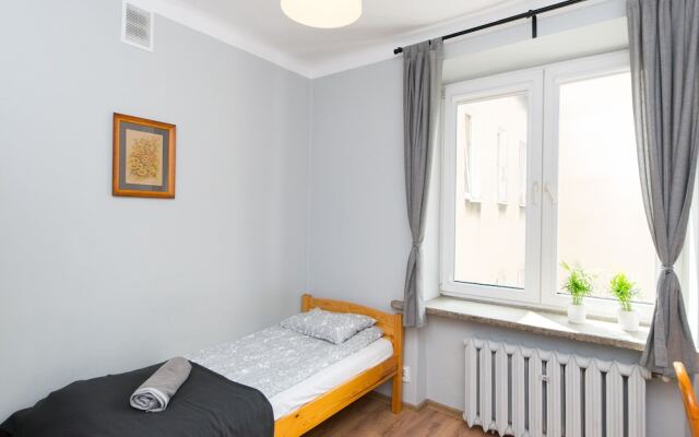 3-Bedroom Flat In City Center p4you pl