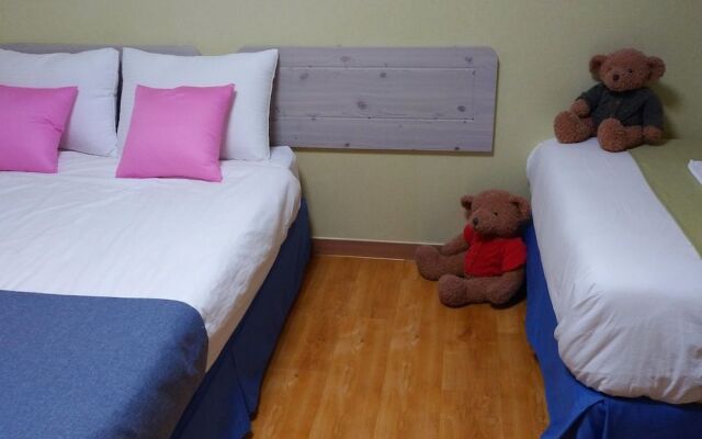 Coco Guesthouse - Hostel