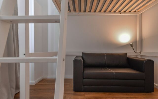 FM Deluxe 2-BDR Apartment - LOVEly