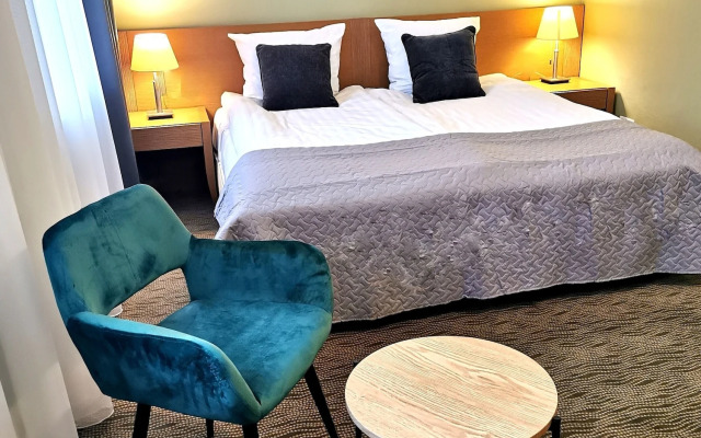 Отель Mabre Residence