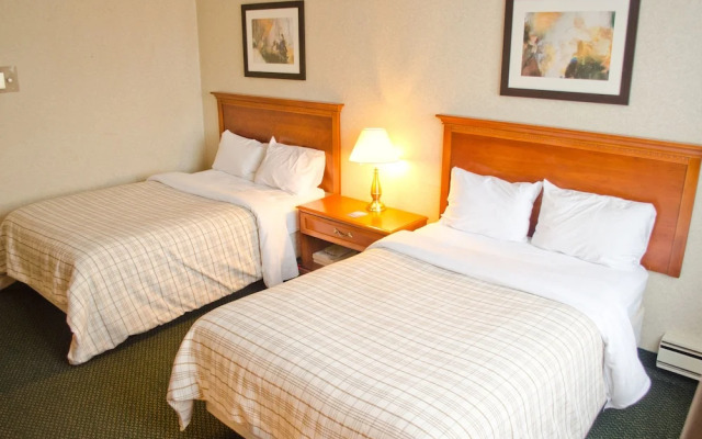 Travelodge Hotel Montreal Airport