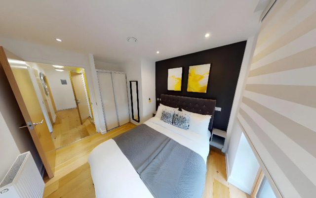 Quay Apartments Manchester