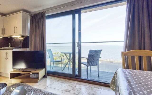 Seafront Quay West Apartments