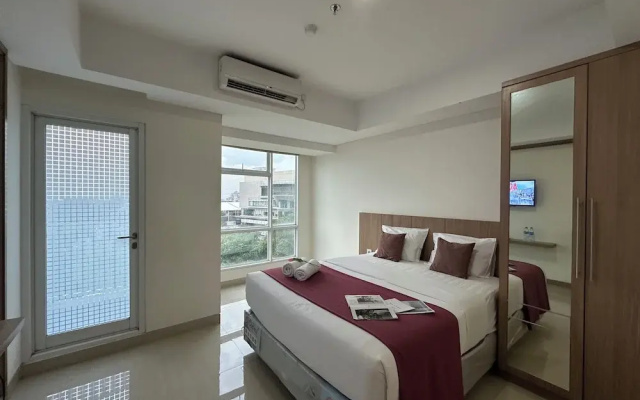 Comfy And Warm Studio At Grand Sungkono Lagoon Apartment