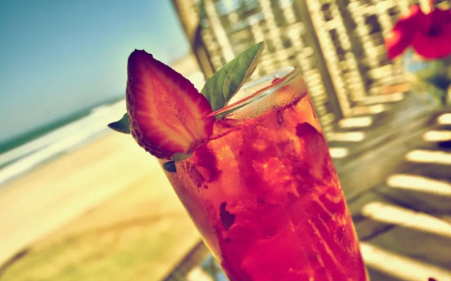 Cerritos Surf Town Beach Front Hotel