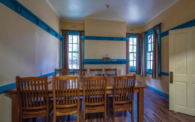 Yarrangobilly Caves House