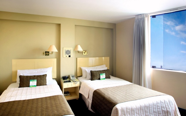 Embajadores Hotel