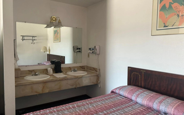 Oregon Trail Motel By Townhouse Ontario Or