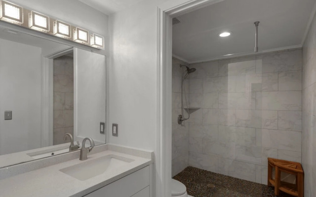 Shores of Panama 2301