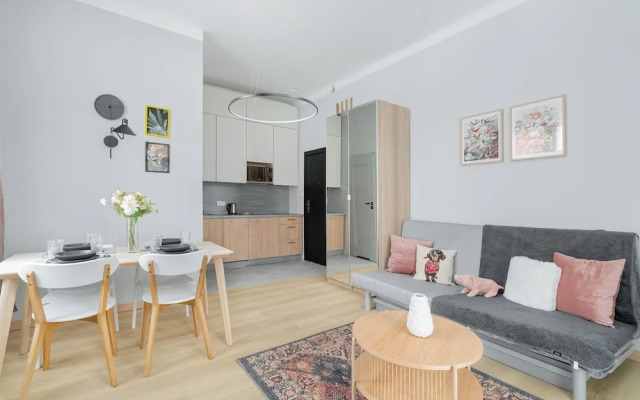 Poznan 3rd Floor Studio for 2 by Renters