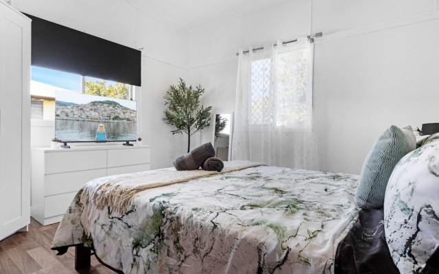 Spacious Home Near Urangan Beachfront – Guest Rooms – Hervey Bay