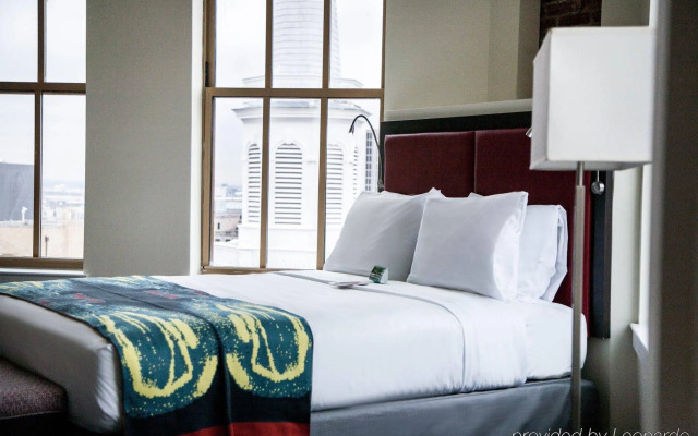 Hotel Indigo Newark Downtown