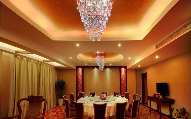 Jasper International Hotel