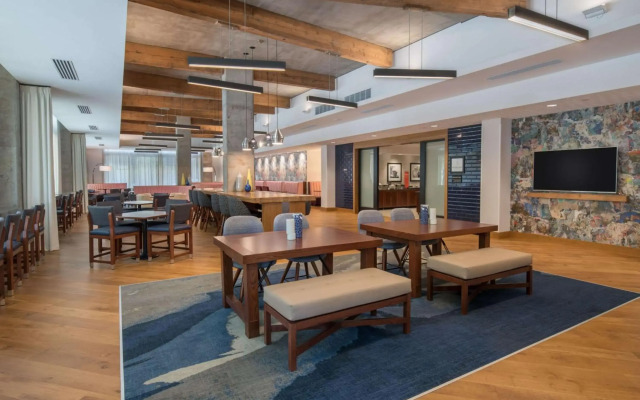 Hampton Inn & Suites Portland-Pearl District