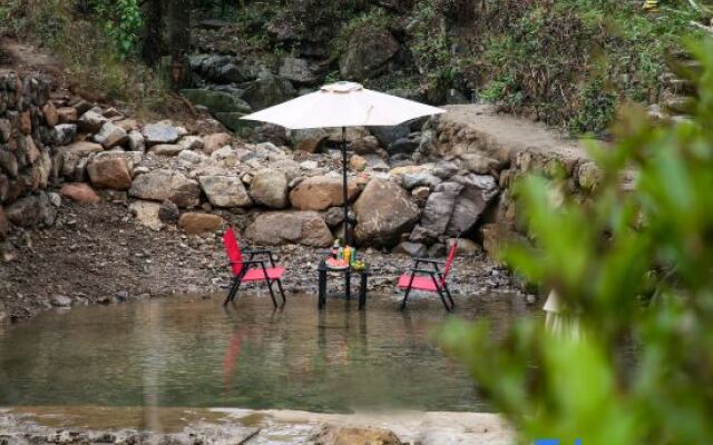 Yunshang Grassland Anji Buyu Time Parent-Child Holiday Homestay