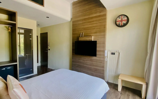 Mini Summer Hostel
