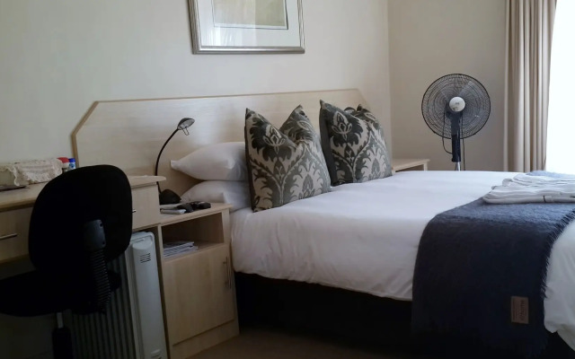Riversong Guest House