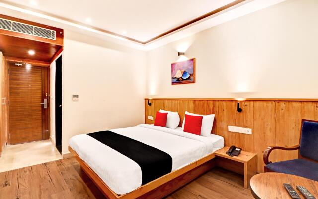 Capital O 33450 Hotel La Prosperite