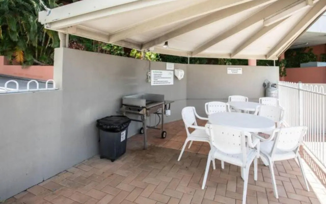 ☆Airliedise☆NO hills☆Kitchen☆5min walk 2 Ferry terminal☆WiFi☆Netflix