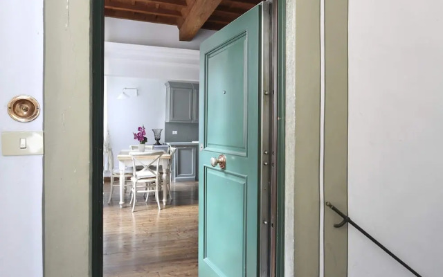 Pontevecchio Stylish Apartment in Florence - Hosted by Sweetstay