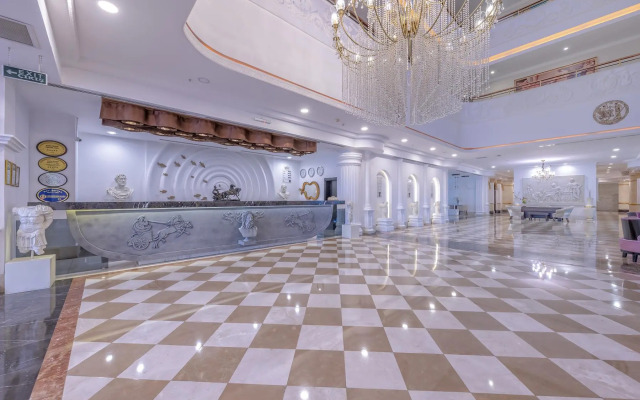 Roma Beach Resort & Spa