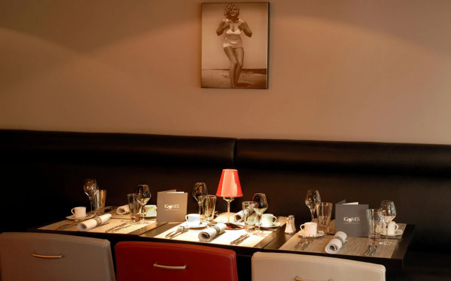 New Hotel Charlemagne