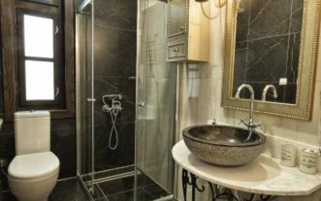 Royal Winery Queen Maria